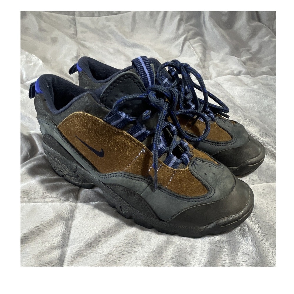 Vintage Nike ACG Brown/Black/Blue Athletic Shoes 153168-441 Men's Shoe Size 6